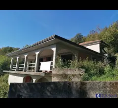 Appartamenti in Vendita - Indipendente vista mare al grezzo rif. 4363