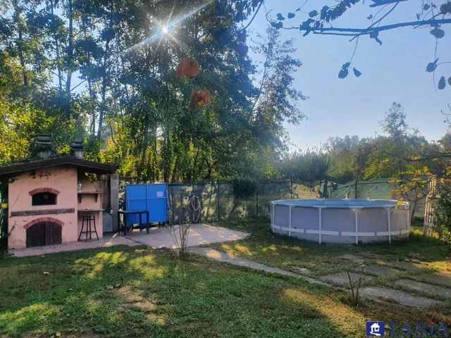 Appartamenti in Vendita - Porzione di bifamiliare marina di carrara rif 4393
