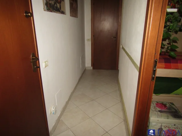 Appartamenti in Vendita - Porzione di casa loc.fabbrica rif 4371