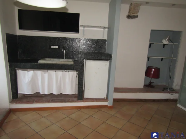 Monolocale carrara rif 4380