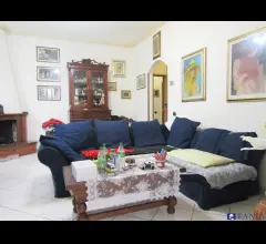 Appartamenti in Vendita - Casa indipendente a fossone rif. 3237