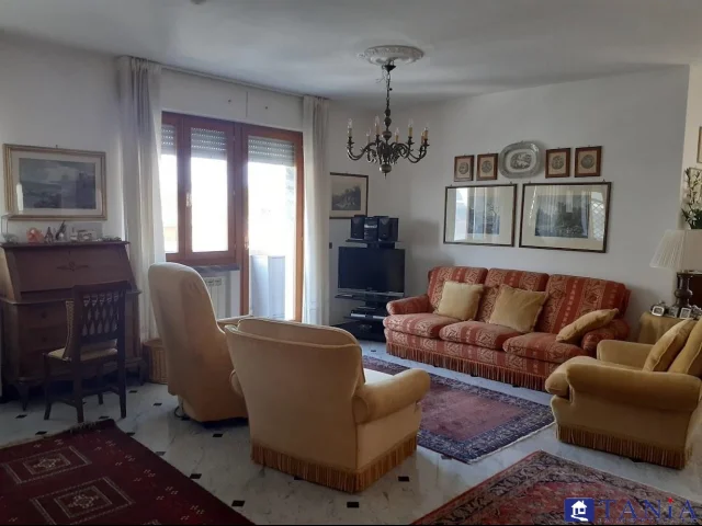 Appartamenti in Vendita - Appartamento marina di carrara rif aa4416