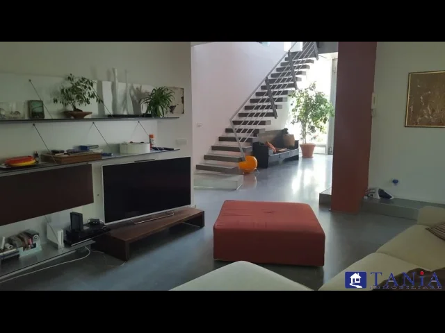 Villa indipendente fossone rif 4418