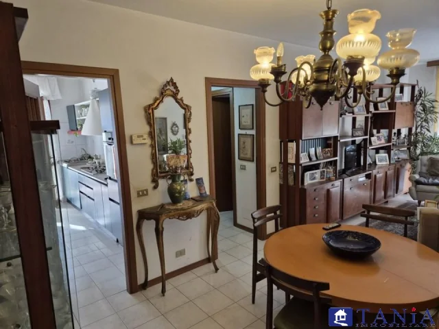 Appartamento avenza rif aa4472