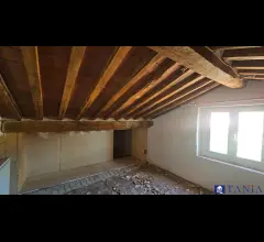 Appartamenti in Vendita - Appartamento da ristrutturare carrara rif aa4454