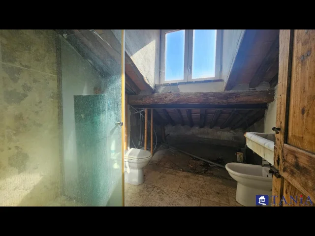 Appartamenti in Vendita - Appartamento da ristrutturare carrara rif aa4454