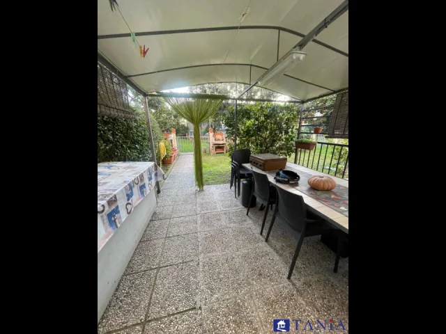Appartamenti in Vendita - Luni appartamentino con giardino rif. 4469