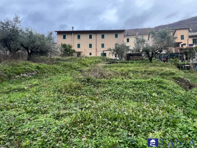 Casa indipendente gragnana rif aa4482