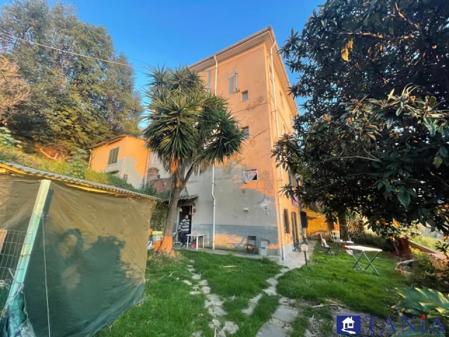 Corvenale indipendente con giardino rif. 4485