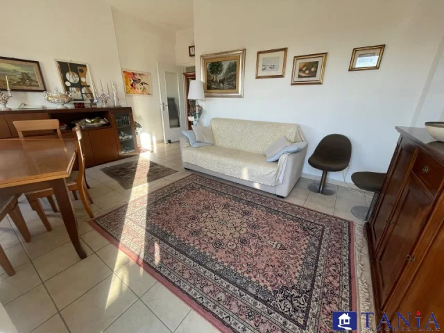 Appartamenti in Vendita - Appartamento marinella rif 4494