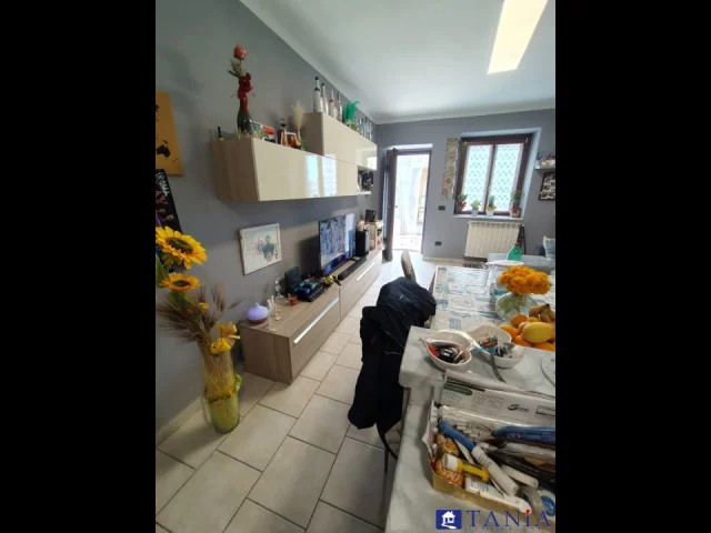 Appartamenti in Vendita - Porzione di casa carrara rif 4524