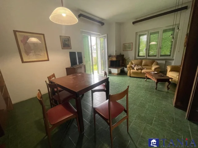 Appartamenti in Vendita - Casa indpendete marina di carrara rif 4523