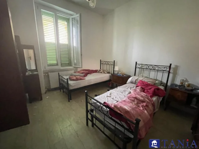 Appartamenti in Vendita - Casa indpendete marina di carrara rif 4523