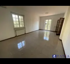 Appartamenti in Vendita - Semindipendente marina di carrara rif 4545