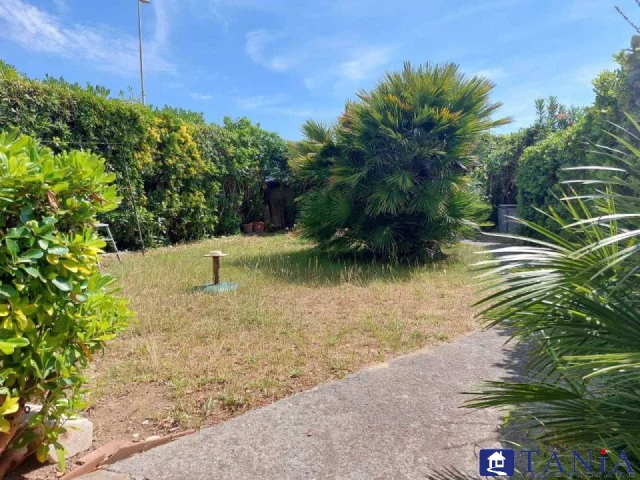 Appartamenti in Vendita - Bilocale con giardino marina di carrara rif aa4550