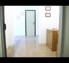 Appartamenti in Vendita - Appartamento sul mare, arredato e libero da subito.