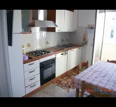Appartamento ben arredato, in zona servitissima.