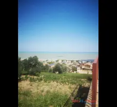 Appartamenti in Vendita - Terreno montevecchio con splendida vista mare