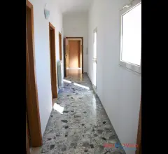 Appartamenti in Vendita - Mansarda con ampio terrazzo in centro