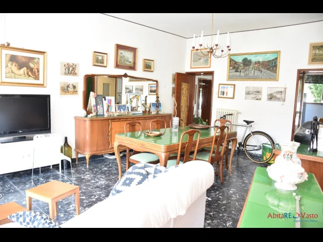 Appartamenti in Vendita - Appartamento indipendente + terreno