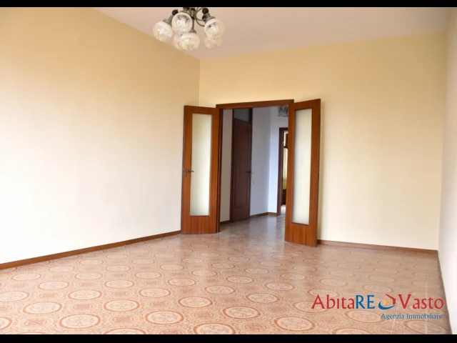 Appartamenti in Vendita - Ampio appartamento su corso mazzini