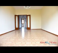 Appartamenti in Vendita - Ampio appartamento su corso mazzini