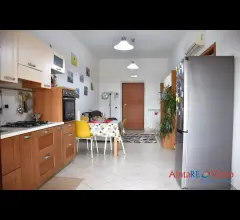 Appartamenti in Vendita - Attico vista mare, con ampio terrazzo