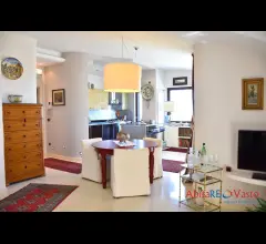 Appartamenti in Vendita - Attico con splendida vista, già arredato
