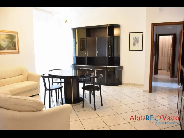Appartamenti in Vendita - Appartamento con soffitta e garage