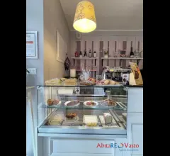 Appartamenti in Vendita - Attività di bar / pasticceria / pizzeria