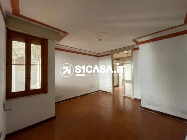 Appartamenti in Vendita - Appartamento piano terra con garage e giardino a galatone