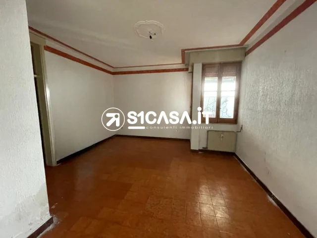 Appartamenti in Vendita - Appartamento piano terra con garage e giardino a galatone