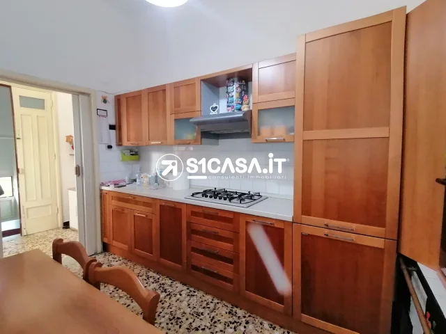 Appartamenti in Vendita - Appartamento indipendente in via appennini