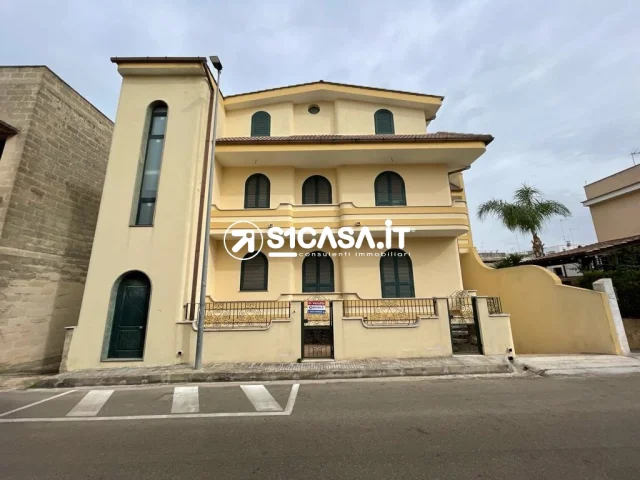 Appartamenti in Vendita - Appartamento al i piano in vendita a galatone