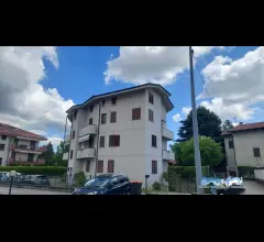 Appartamenti in Vendita - Ampio appartamento su due livelli