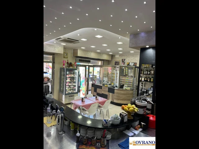 Appartamenti in Vendita - Pitre': locale commerciale bar/pizzeria/ristorazione