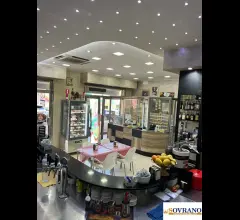 Appartamenti in Vendita - Pitre': locale commerciale bar/pizzeria/ristorazione