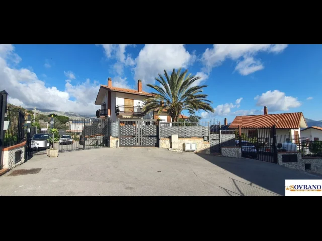 Appartamenti in Vendita - Baida: porzione di villa su 3 livelli