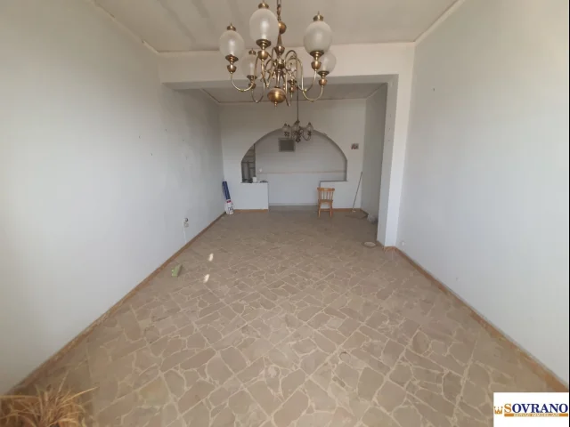 Appartamenti in Vendita - Bagheria: ampio 3 vani piano 2°