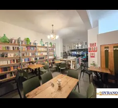 Appartamenti in Vendita - Via marche: locale c/1 con spazio antistante