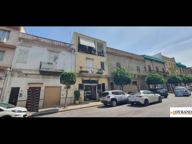 Bagheria:palazzina rifinita con terrazzo