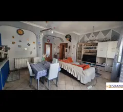 Appartamenti in Vendita - Zisa: appartamento ristrutturato piano 5°