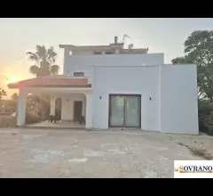 Villa con 3 unità abitative a carini ideale per più famiglie