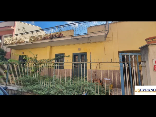 Belmonte chiavelli: villetta indipendente con terrazzo