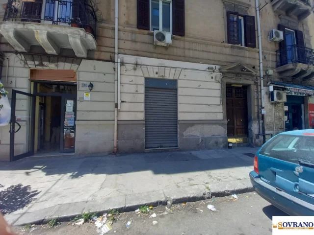 Appartamenti in Vendita - Dante: locale cat. c/1 mq 17