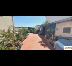 Appartamenti in Vendita - V.le regione/c.so calatafimi:palazzina indipendente