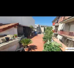 Appartamenti in Vendita - V.le regione/c.so calatafimi:palazzina indipendente