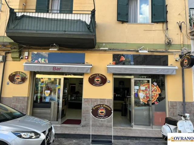 Pitre': locale commerciale bar/pizzeria/ristorazione