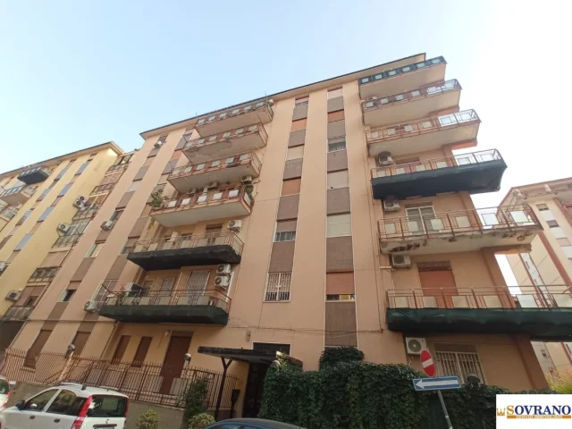 Appartamenti in Vendita - L. da vinci: appartamento p. rialzato con ampio sp. esterno