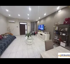 Appartamenti in Vendita - Carini: palazzina indipendente con terrazzo e garage